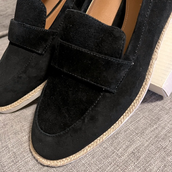 NWT, Caslon loafers, black, size 9. - Picture 2 of 15